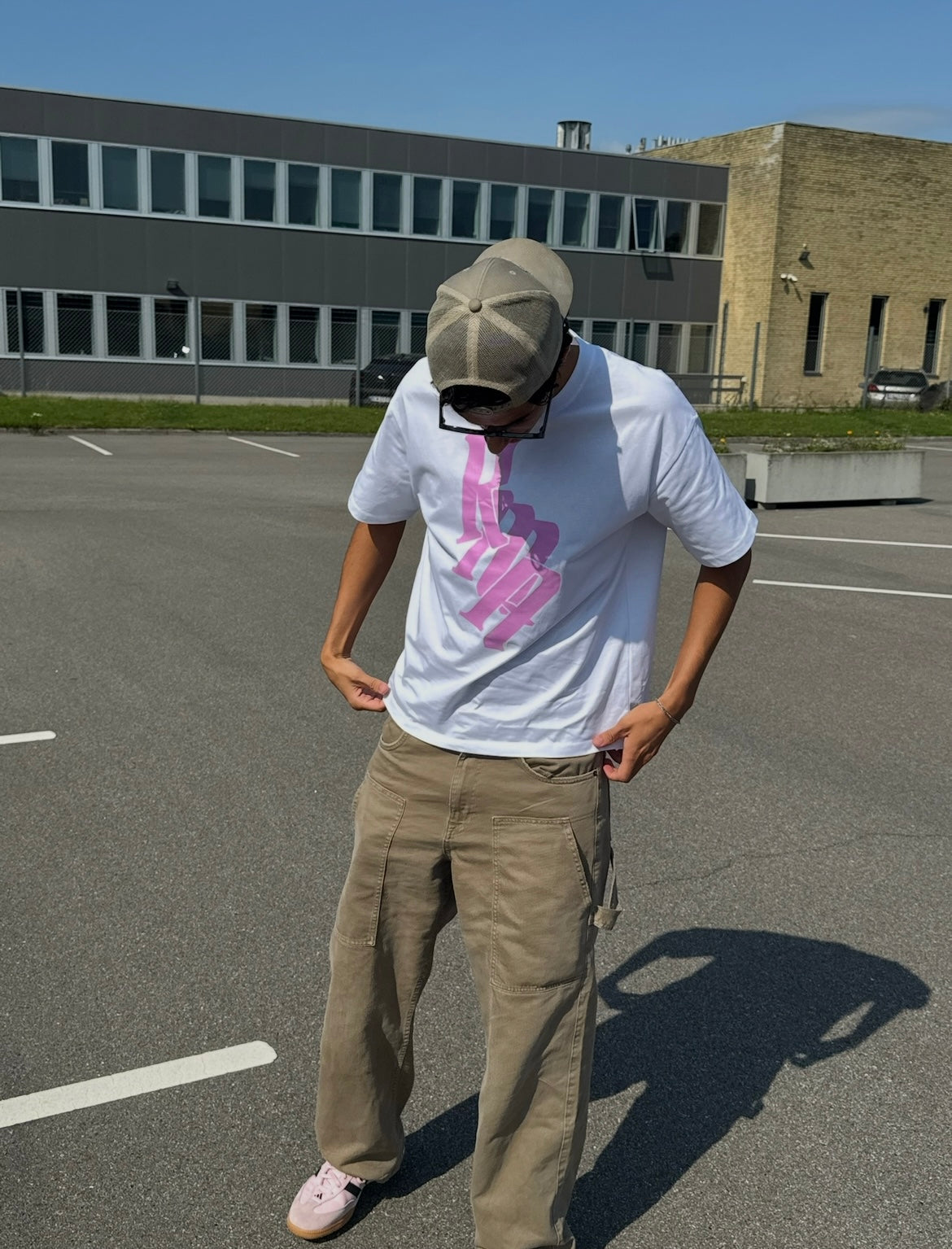KOMMA LOGO TEE - WHITE