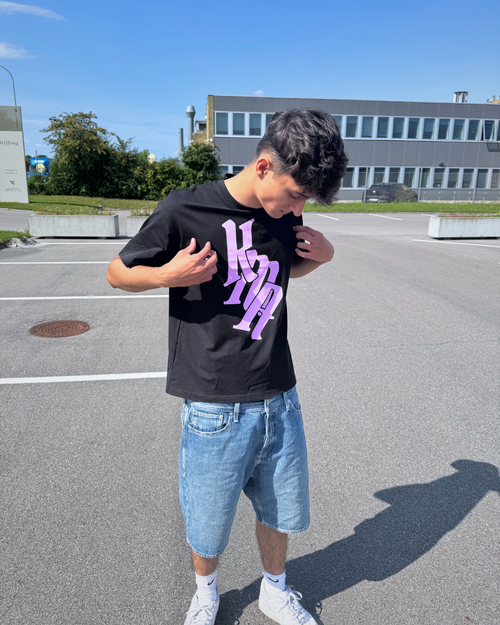 KOMMA LOGO TEE - BLACK